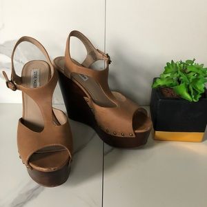 Steve Madden Wachme Wedges